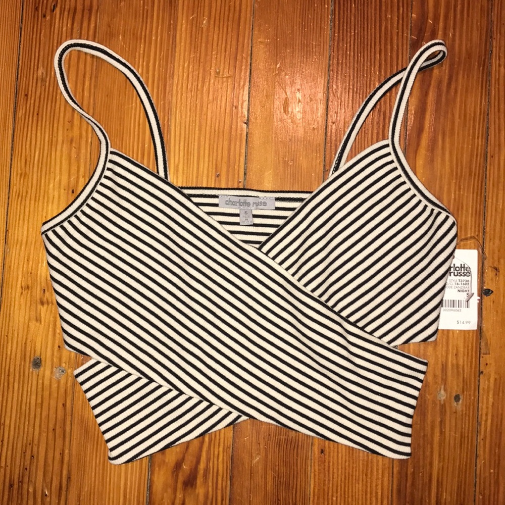 NWT. Black & White Stripe Crop Top